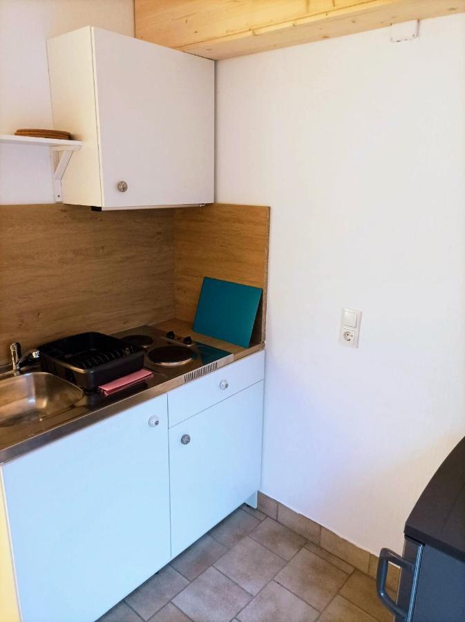 Kleine Ferienwohnung Mit Terrasse Am Waldrand Шенау Екстер'єр фото